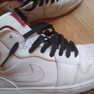 Men's Jordan 1s